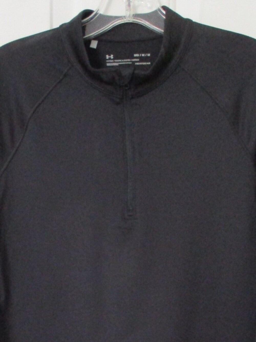 Under Armour Womens L/S Stretch Black 1/4 Zip Lightweight Athletic Top NWOT - M